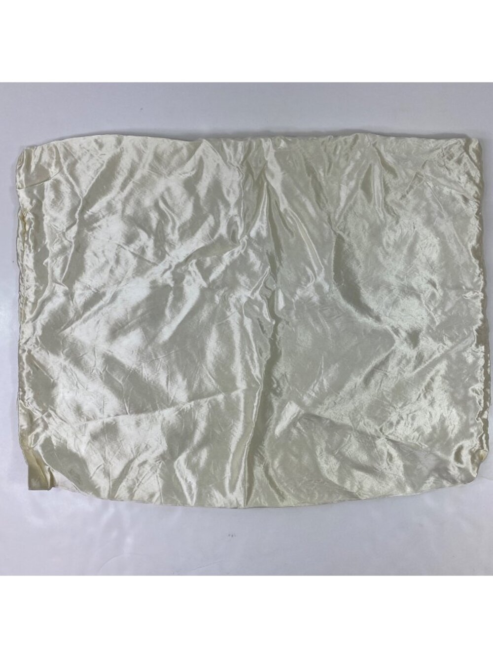 Vintage Ivory Satan 22" x 18" Standard Pillowcase